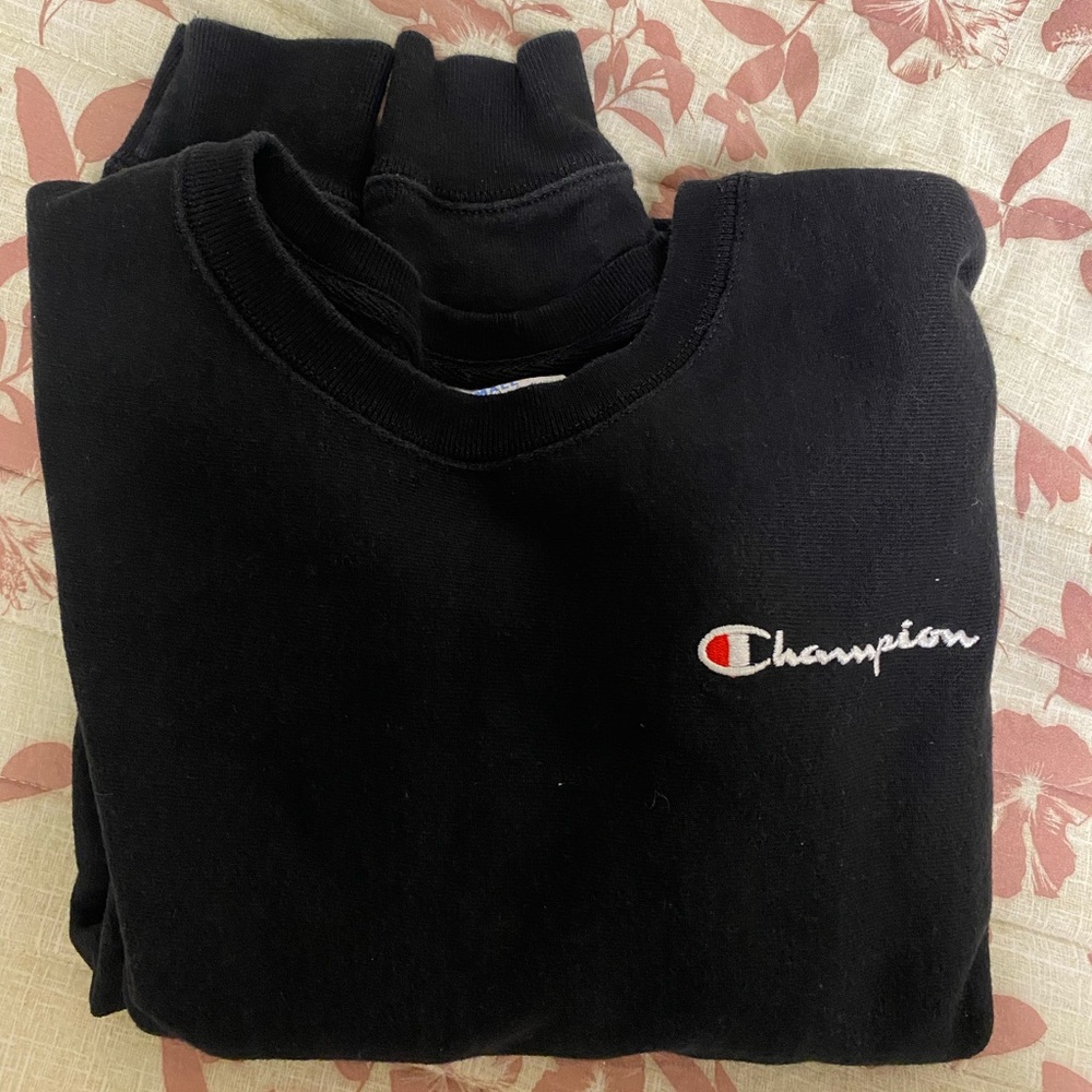 champion crewneck sweater